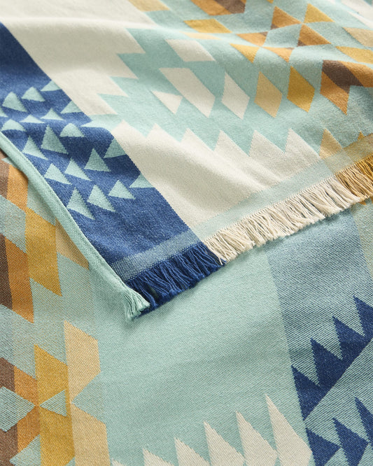 Lightweight Sunseeker Towel | Aqua Rancho Arroyo