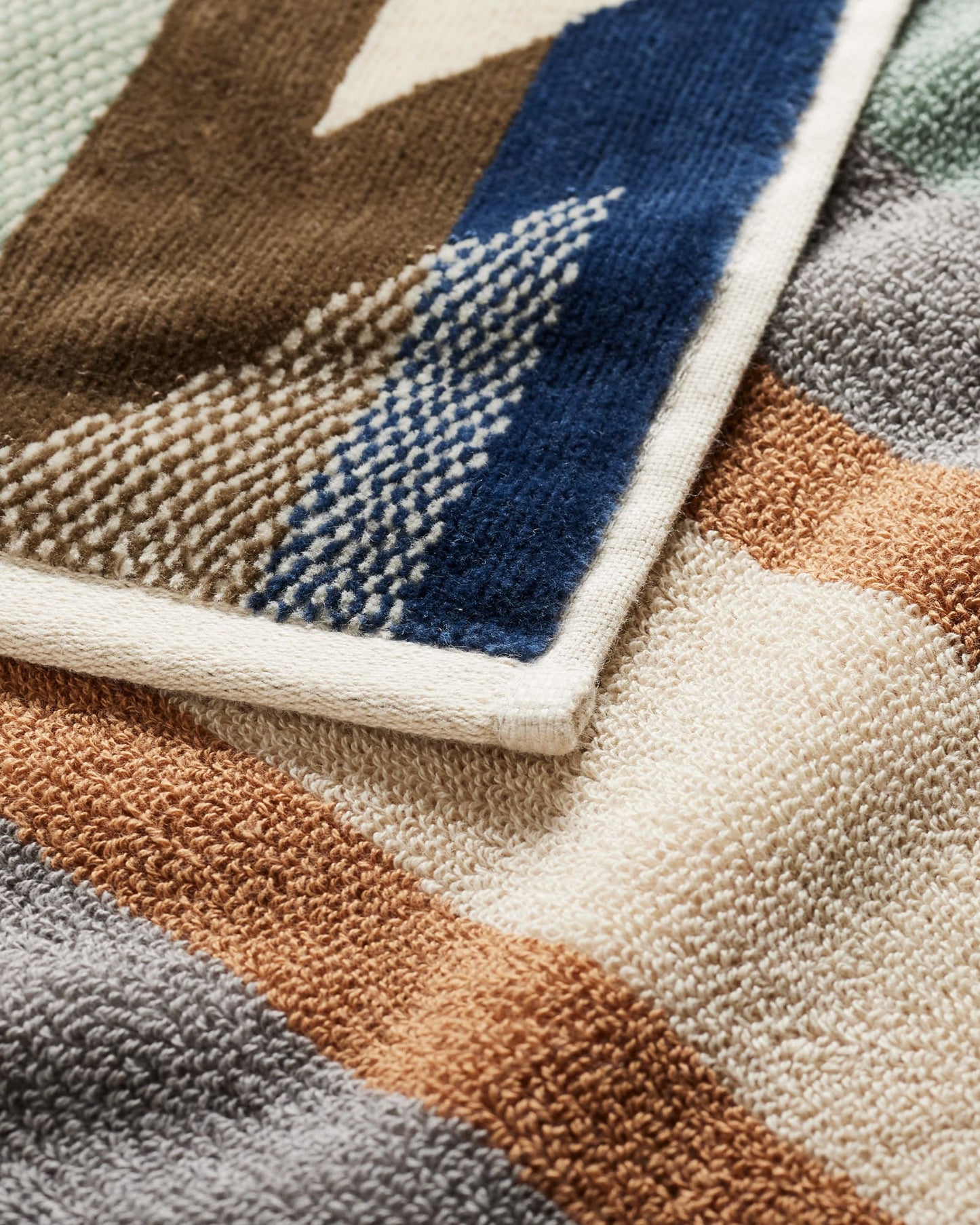 Wyeth Trail Spa Towel | Beige