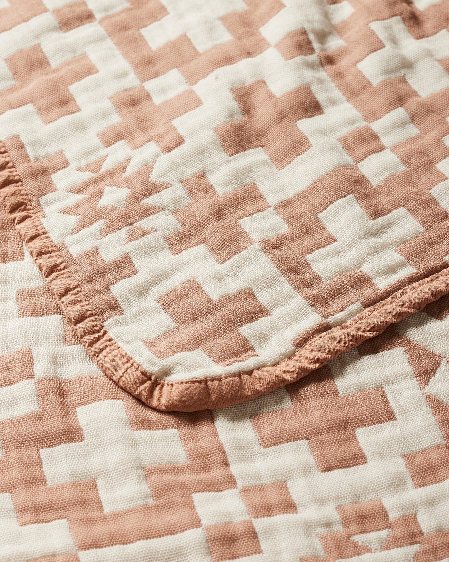 Blue Ridge Organic Cotton Baby Blanket | Pink/Cream