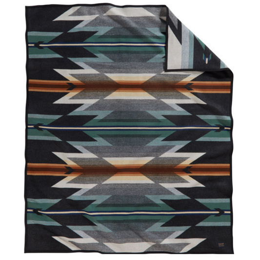 Wyeth Trail Oxford Blanket - Retreat Home Furniture