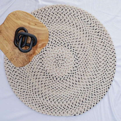 Dramatic Static Foggy Day Rug – detail view