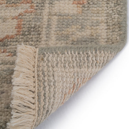 Braymore Rug – Amara Cypress Gray – room setting