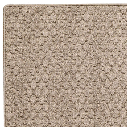Grassy Mountain Rug – Serged – detail view
