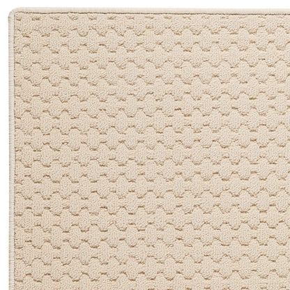 Sugar Mountain Rug – Serged – detail view