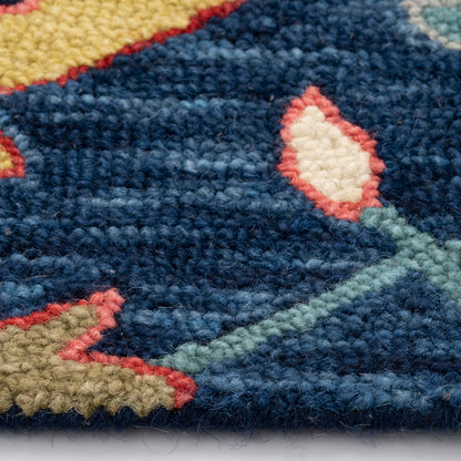 Avanti Rug – Serapi Ink – close up