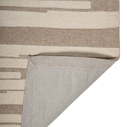 Mason Alabaster Rug – room setting