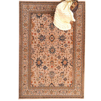 Lineage Rug – Keshan Sand – detail view