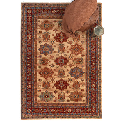 Lineage Rug – Medallion Sand – detail view