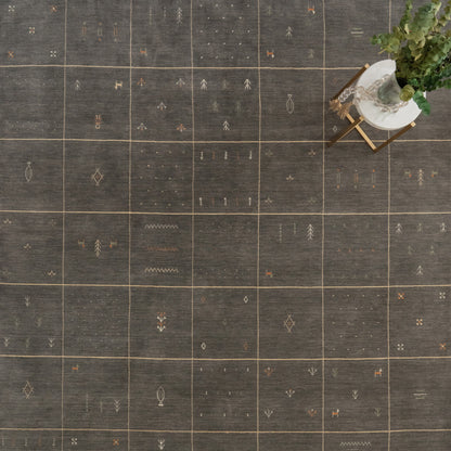 Zagros Steel Gray Rug – detail view
