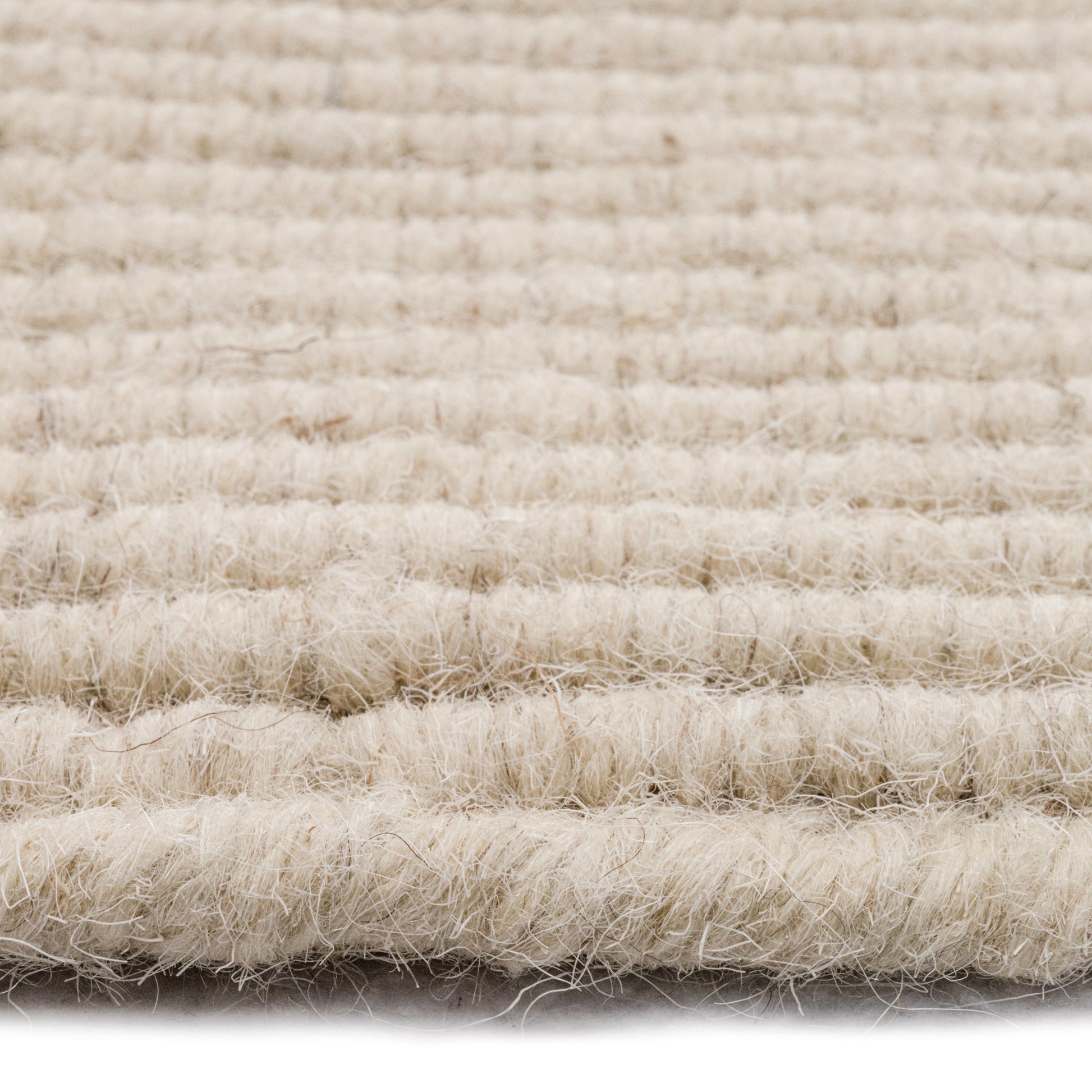 Freeport Vanilla Rug – room setting
