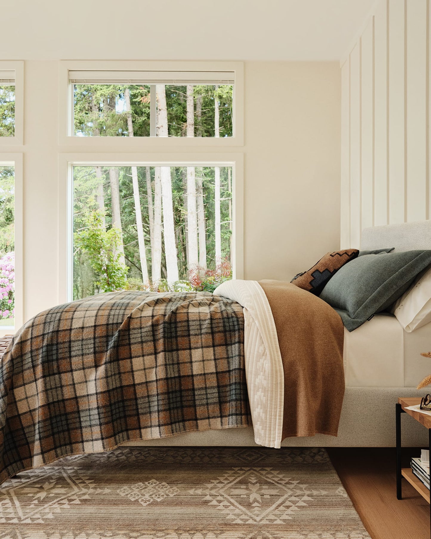Eco-Wise Wool Plaid/Stripe Blanket | Misty Ridge