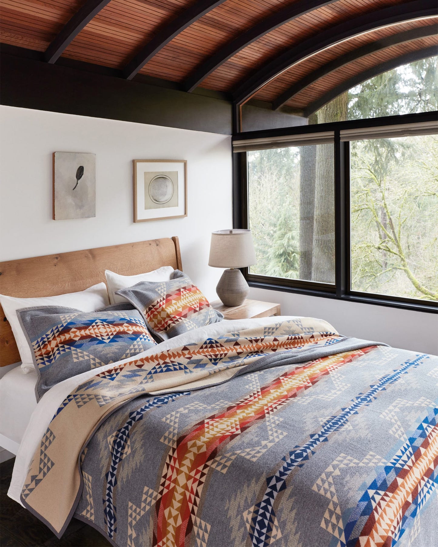Smith Rock Bedroom Lifestyle