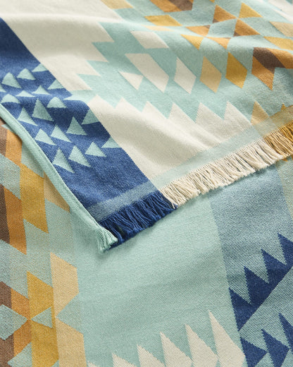 Lightweight Sunseeker Towel | Aqua Rancho Arroyo