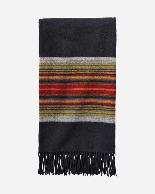 5TH Avenue Acadia Park Merino Throw | Black