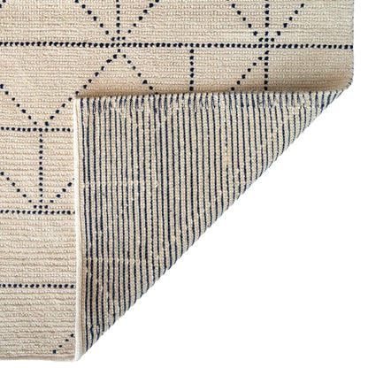 Geometrics Ivory Navy Rug – detail view