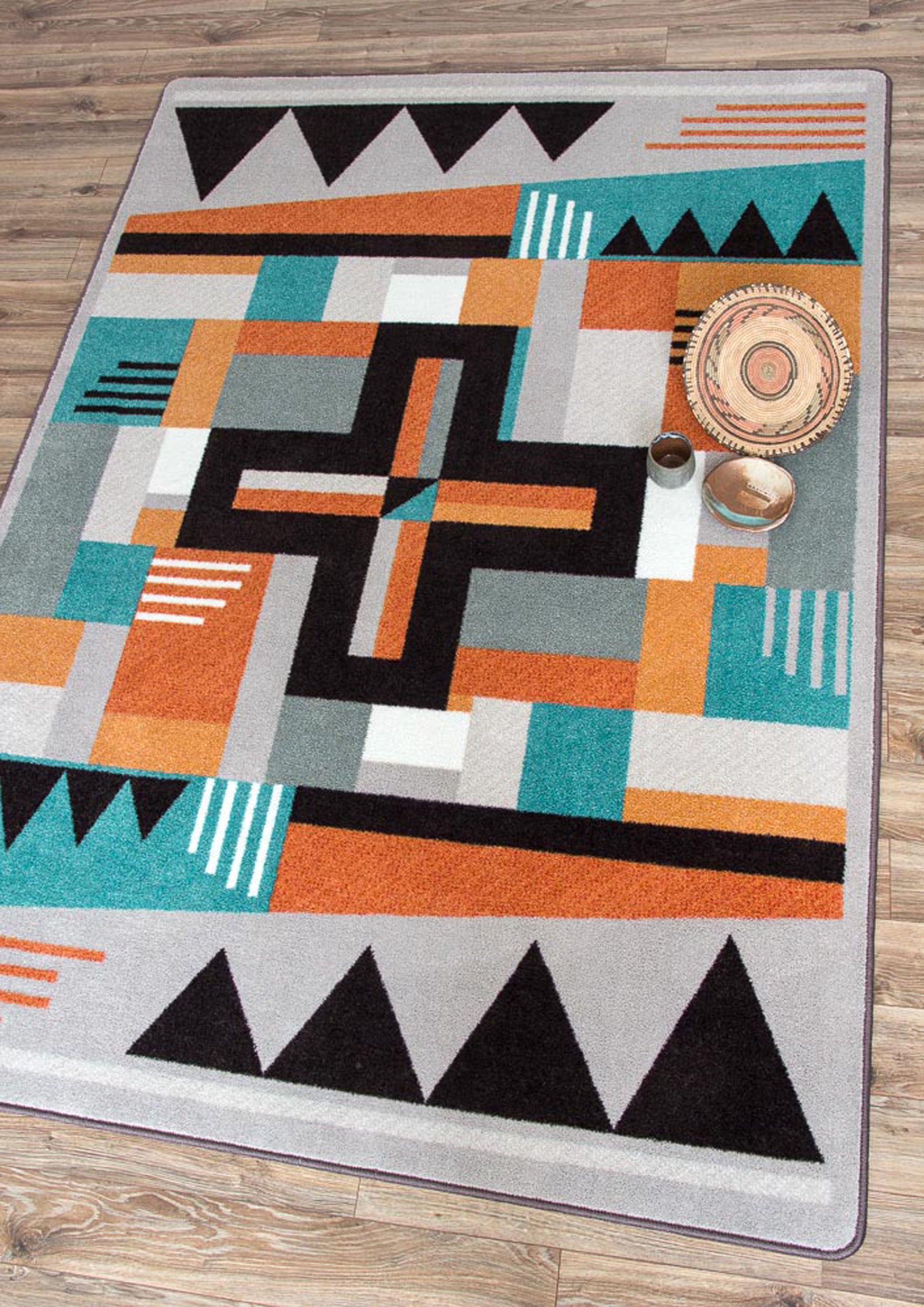 Abstract Cross Rug – Gray – detail view