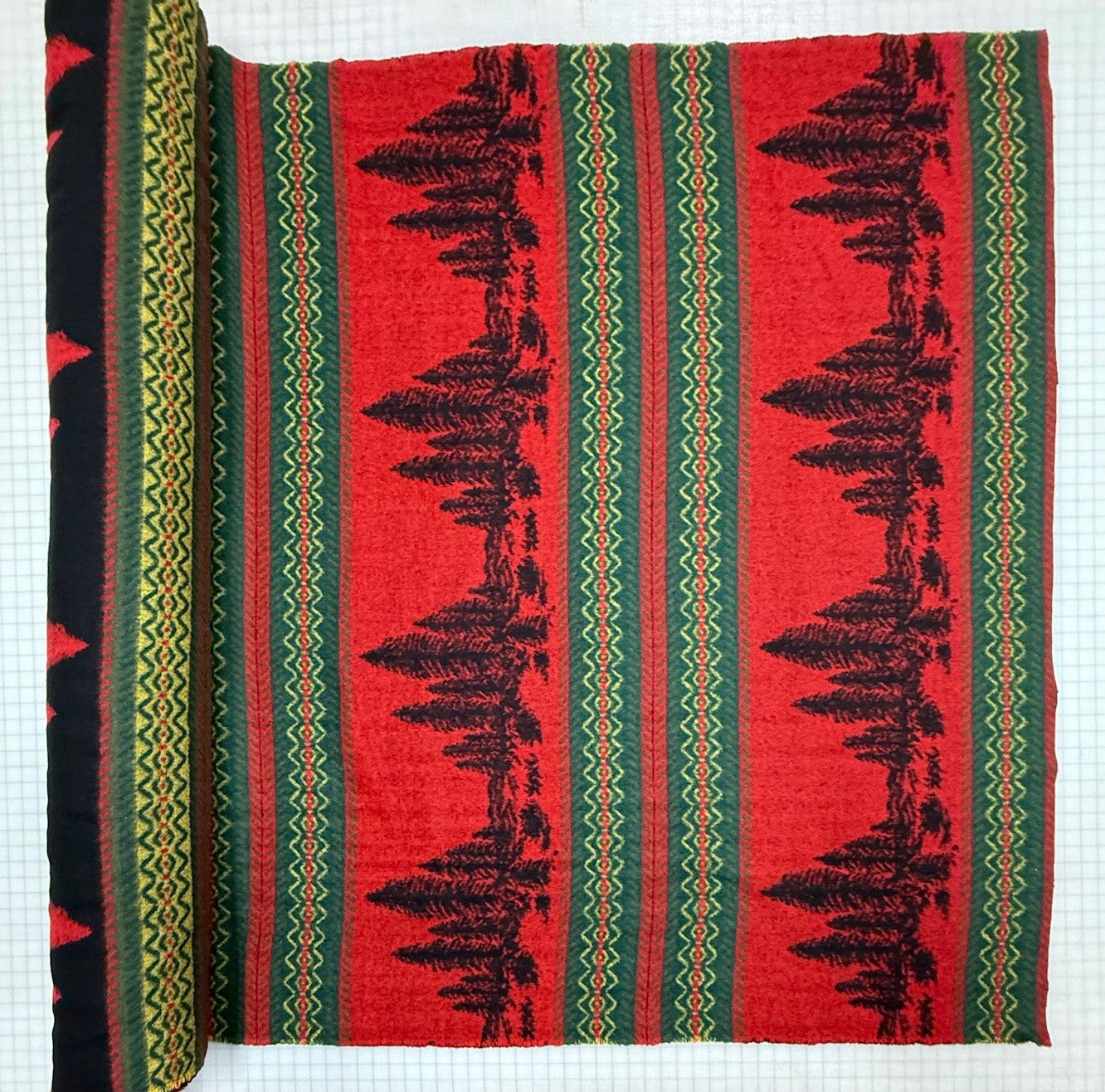 Bear Border - Wooded River Fabric by the Yard - Grade 30;Bear Border - Wooded River Fabric by the Yard - Grade 30 - View 2