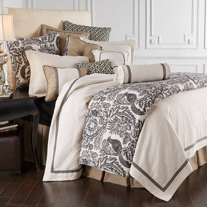 Liza White Matelassé Coverlet Set, 4 Pc