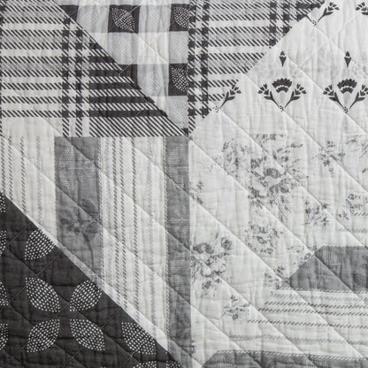 Patchwork Prairie Printed Quilt Swatch