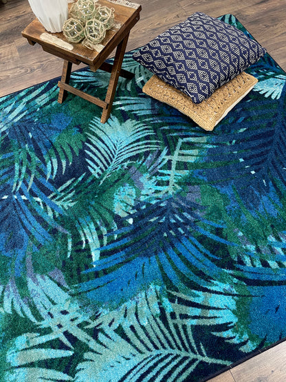 Fronds Rug – Green – room setting