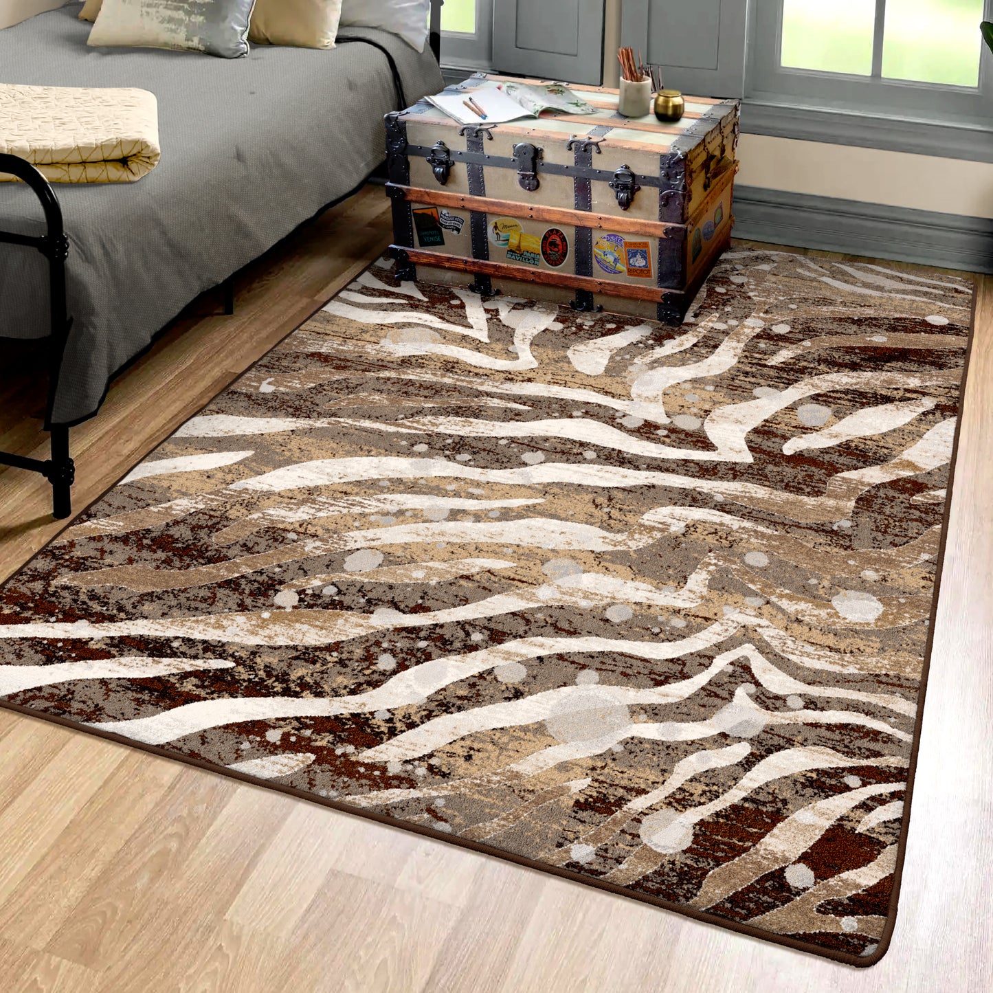 Modern Zebra Rug – Silver Splash – close up