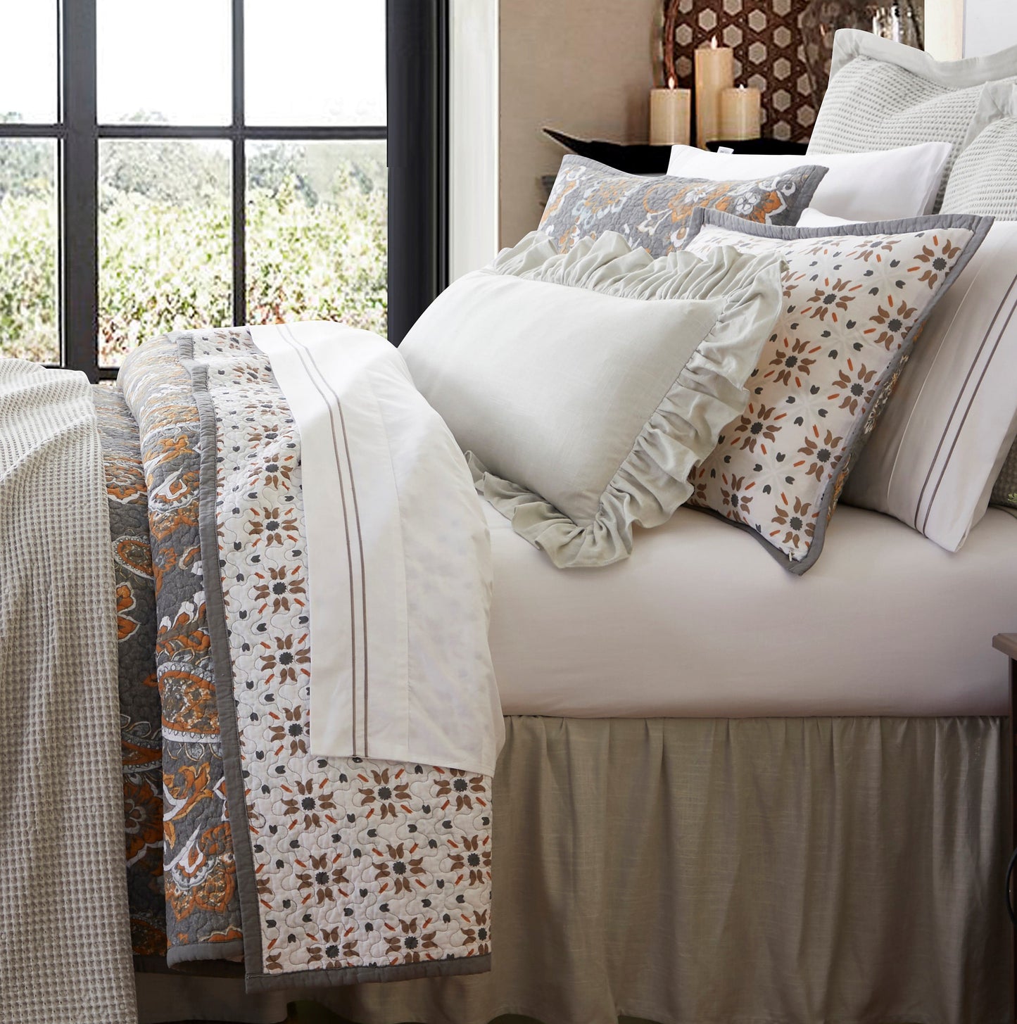 Abbie Western Paisley Reversible Quilt Set, 2 Pc