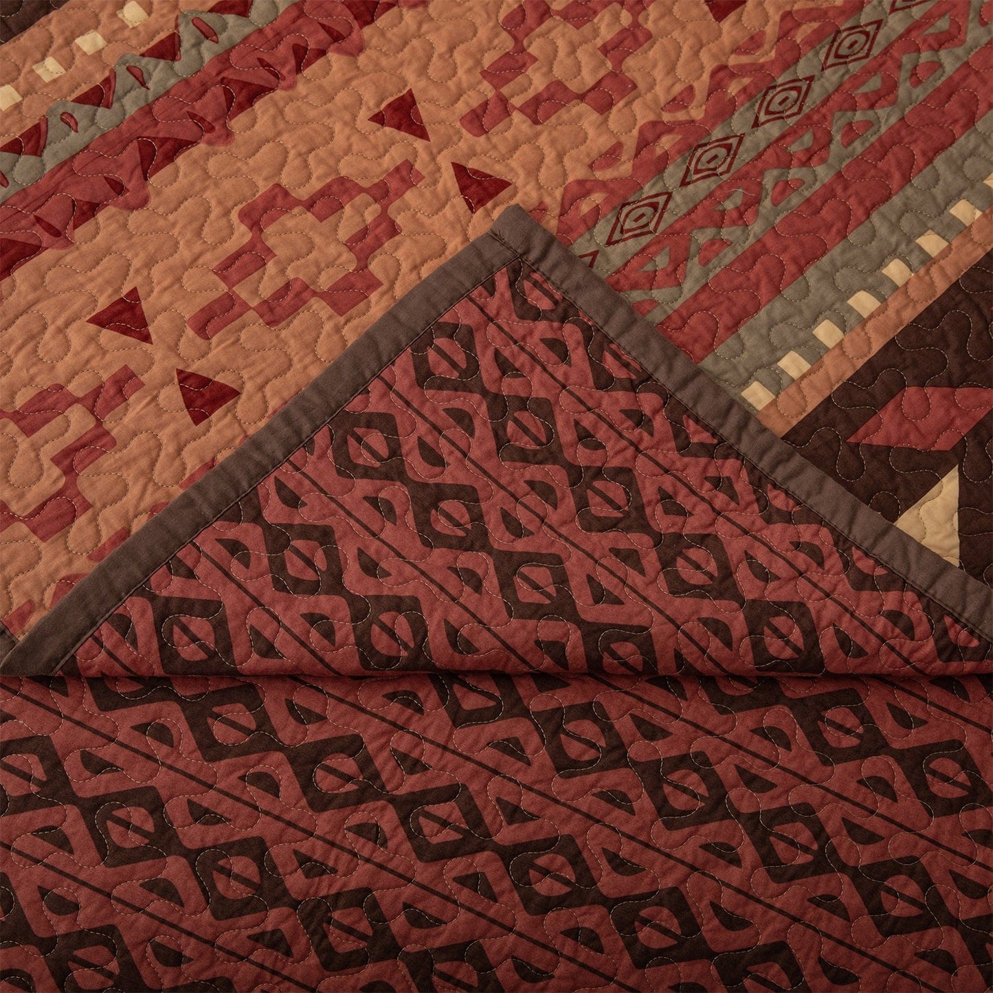 Broken Arrow Reversible Quilt Set, 2 Pc