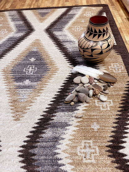 Roar Rug – Natural Wools – room setting