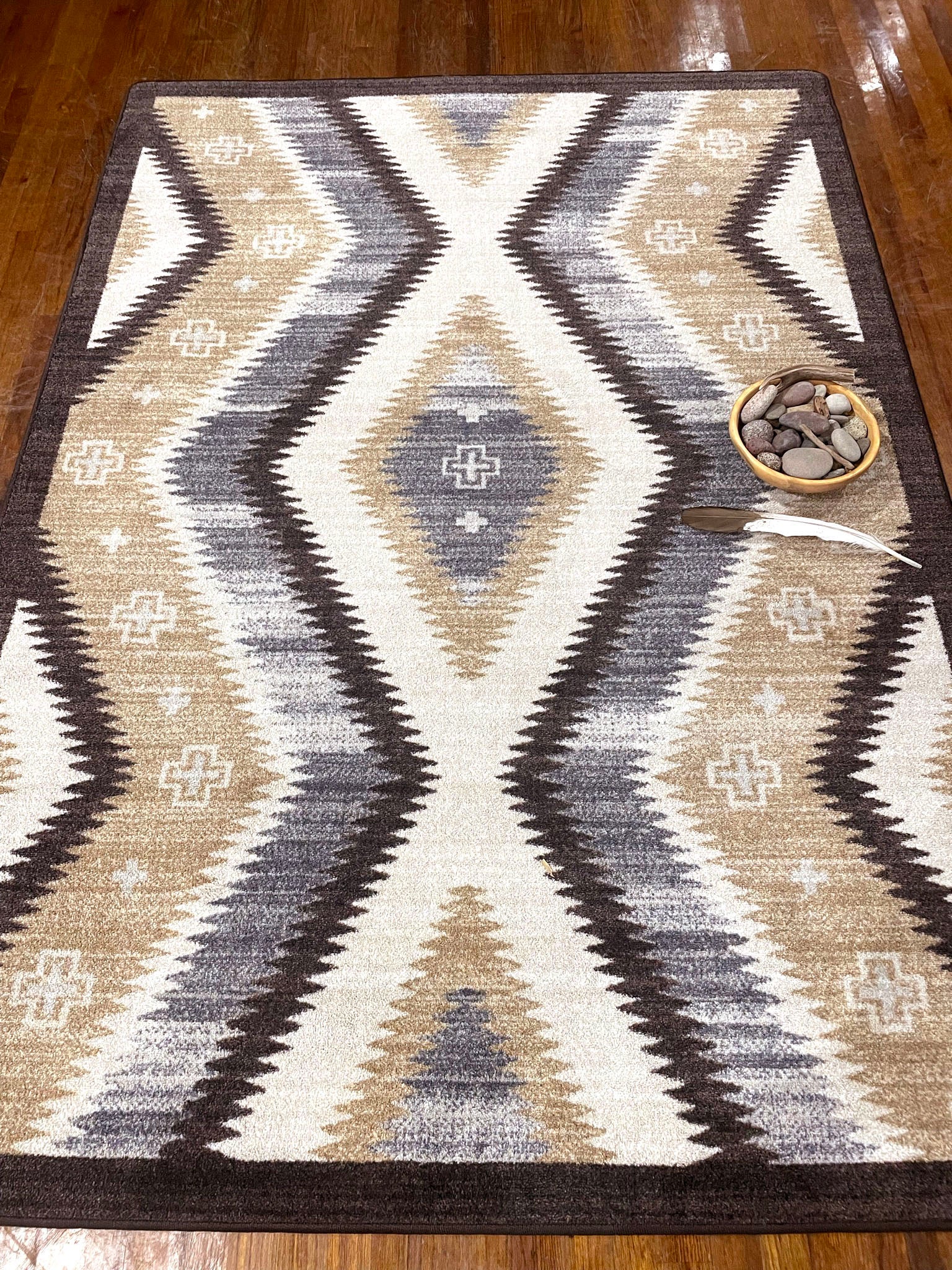 Roar Rug – Natural Wools – close up
