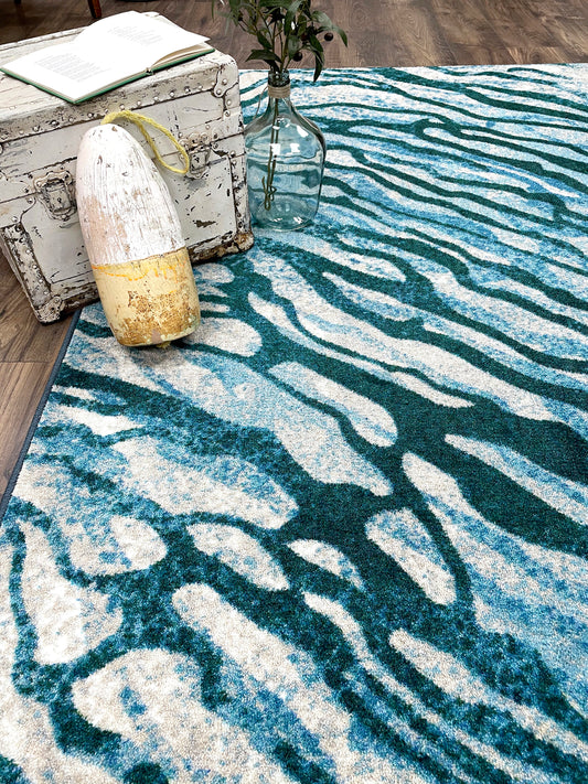 Sea Dive Rug – Azul – detail view