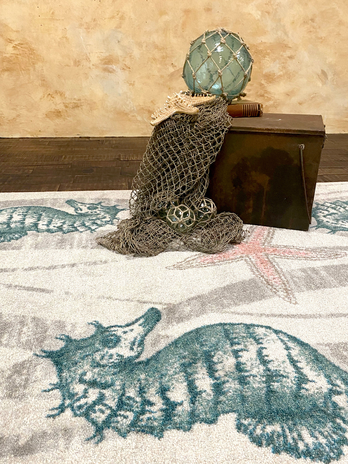Seaweed Seahorse Rug – Mineral – detail view