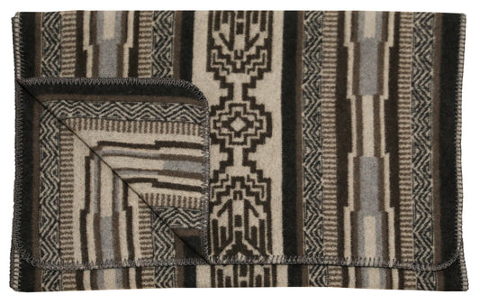 Wooded River Lodge Lux II Bed Scarf