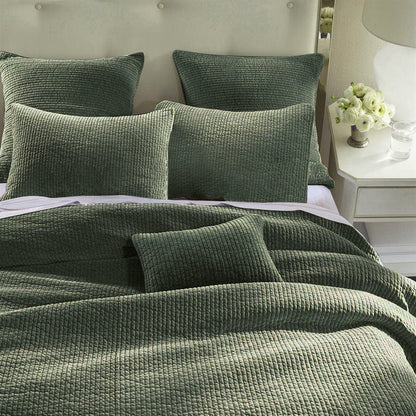 Stonewashed Cotton Velvet Quilt Cabin Rugs and Furnishings