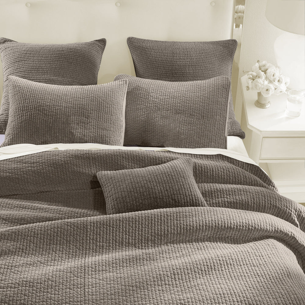 Stonewashed Cotton Velvet Quilt Cabin Rugs and Furnishings