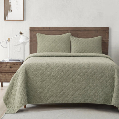 Stonewashed Cotton Gauze Quilt Cabin Rugs and Furnishings