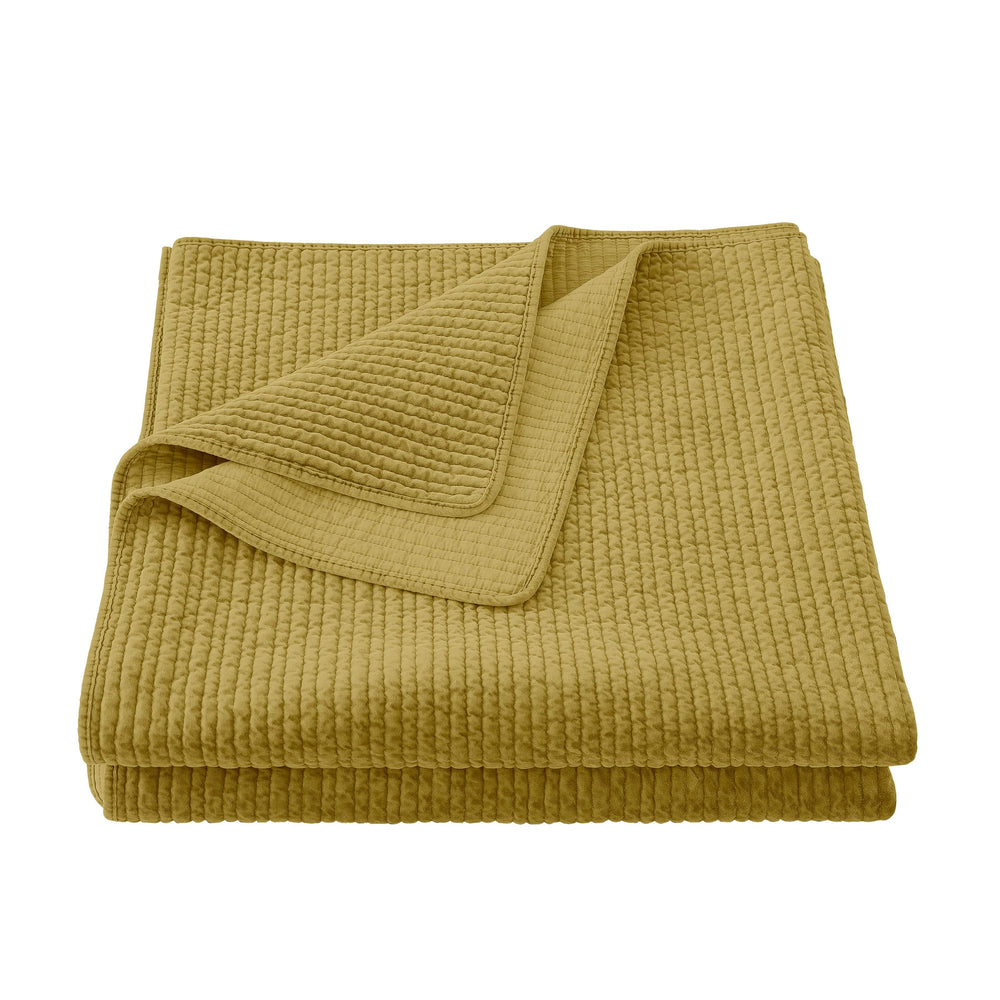 Stonewashed Cotton Velvet Quilt Cabin Rugs and Furnishings