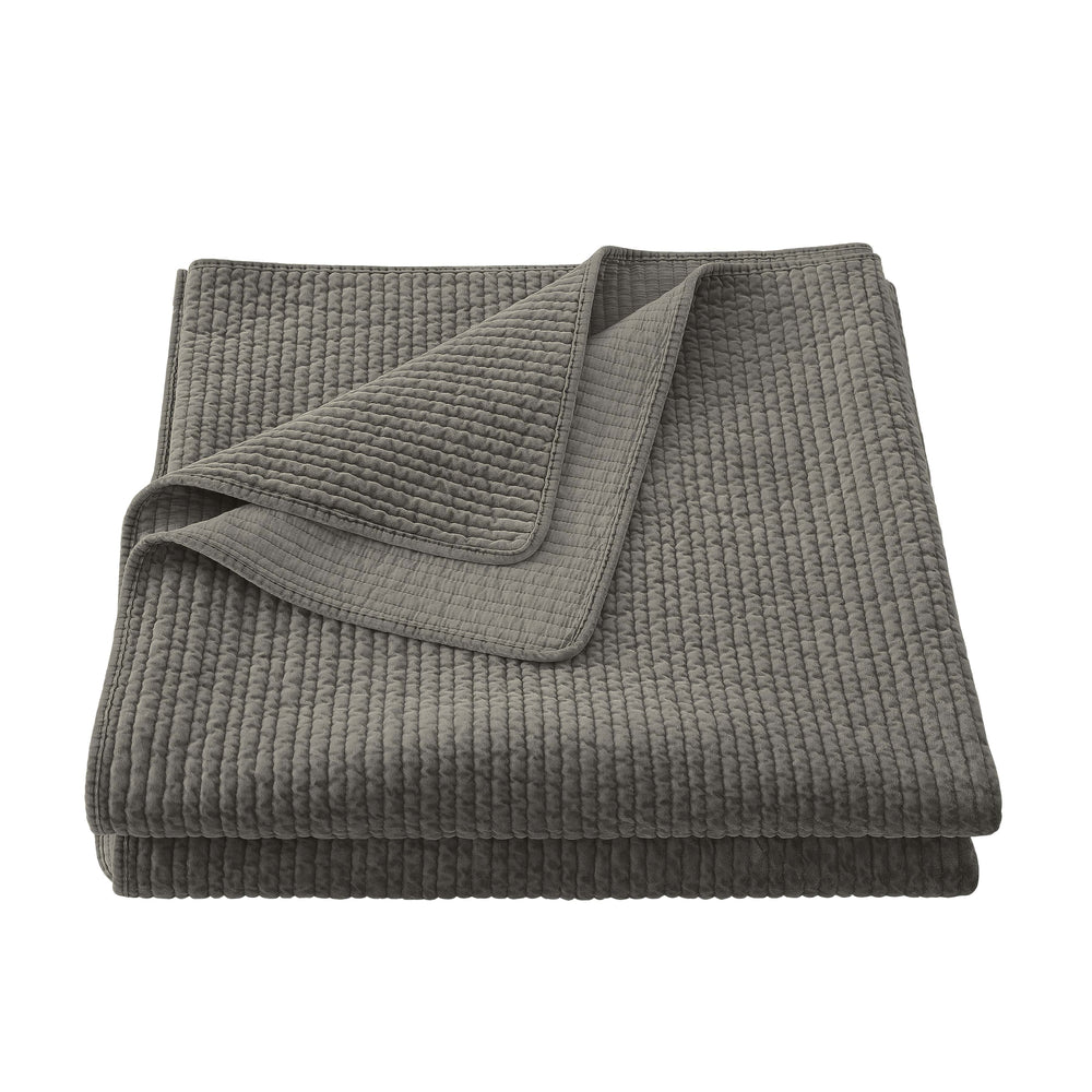 Stonewashed Cotton Velvet Quilt Cabin Rugs and Furnishings