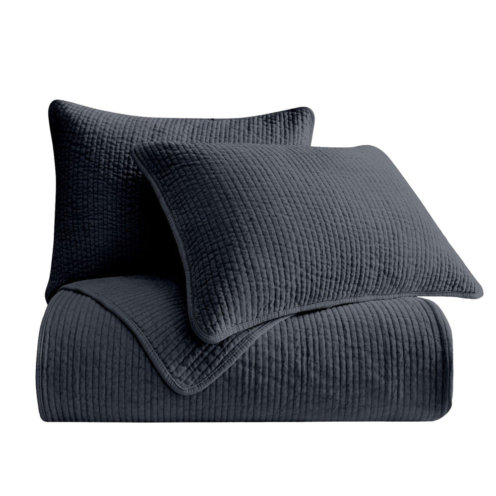 Stonewashed Cotton Velvet Quilt Cabin Rugs and Furnishings