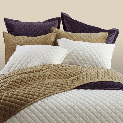 Velvet Diamond Quilt Cabin Rugs and Furnishings