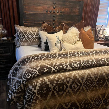 Chalet Aztec Duvet Cover Set Cabin Rugs and Furnishings