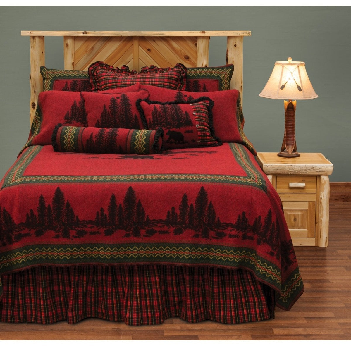 Wooded River Cabin Bear Bedspread - Thumbnail 3