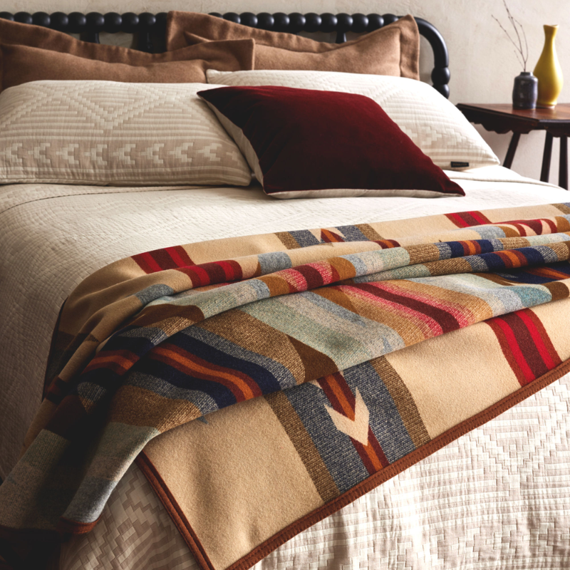 Wyeth Trail Blanket - Retreat Home Furniture